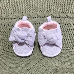 Baby Gap Bow Sneakers Heather Grey Velcro Shoes